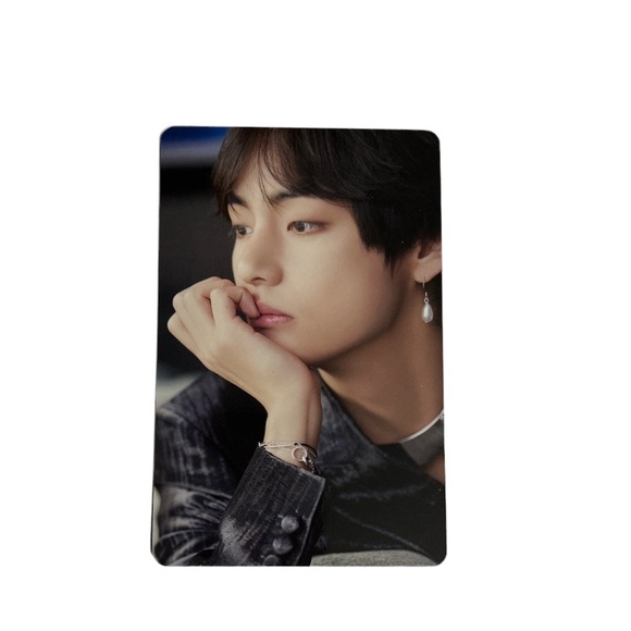 BTS D/ICON Photo Card /V 💜 - Picture 1 of 2